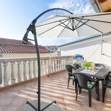 Apartment Marija Vodice Kültér fotó