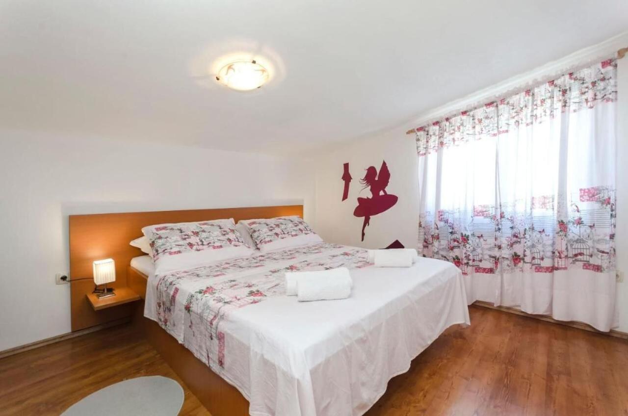 Apartment Marija Vodice Kültér fotó