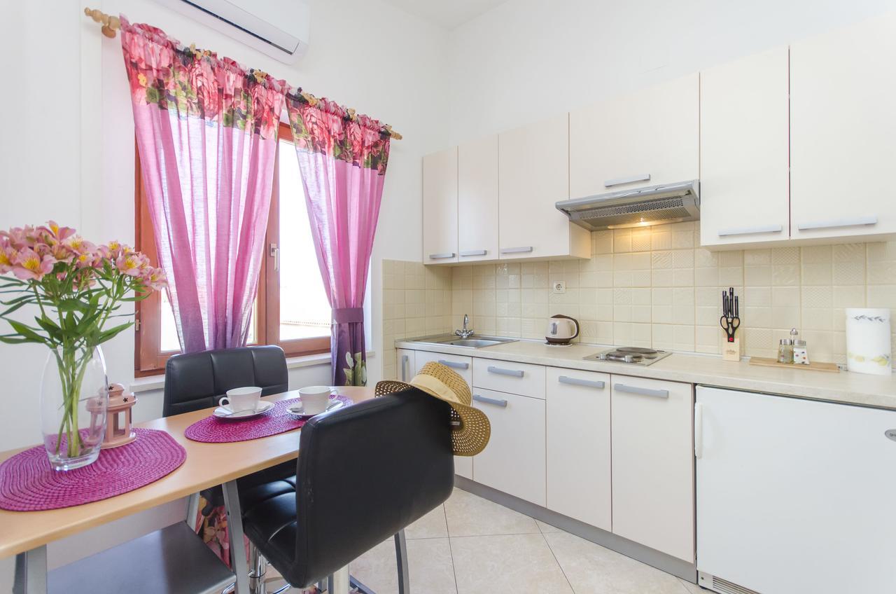 Apartment Marija Vodice Kültér fotó