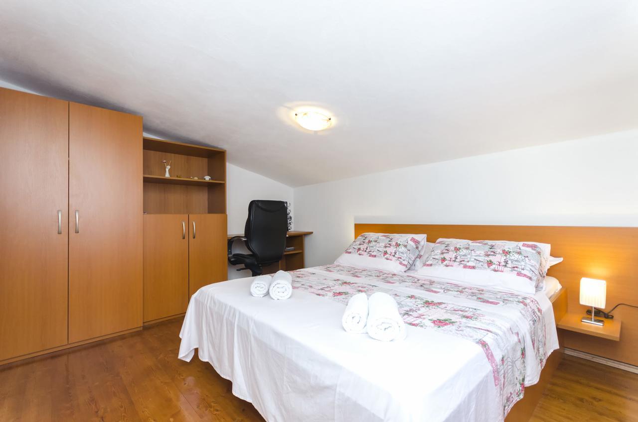 Apartment Marija Vodice Kültér fotó