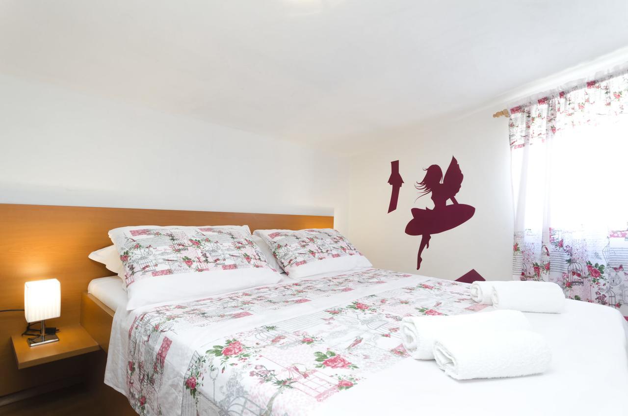 Apartment Marija Vodice Kültér fotó
